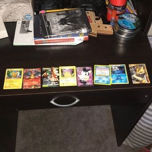 8 rare Pokémon cards